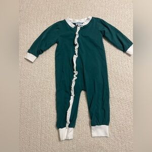 Southern Taters 18m Green/White ruffled sleeper